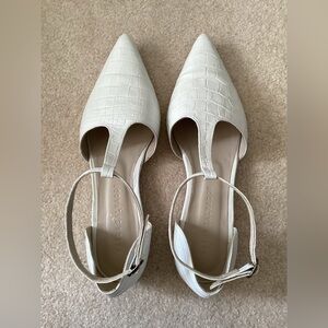 Freda Salvador White Tulip T strap Flats